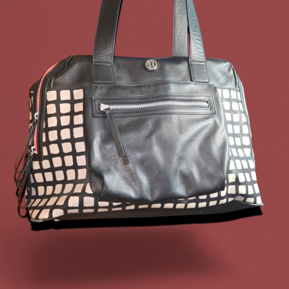Lululemon Black and Cream Grid Travel Gym Weekend Bag - Picture 1 of 11